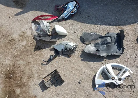 2020 Nissan Kicks S Xtronic Cvt z USA, uszkodzony, nr VIN 3N1CP5BV8LL497033